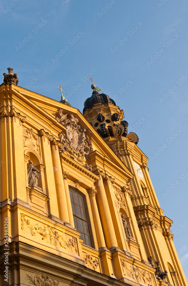 Obraz premium Theatinerkirche St. Cajetan, München, Bayern, Deutschland