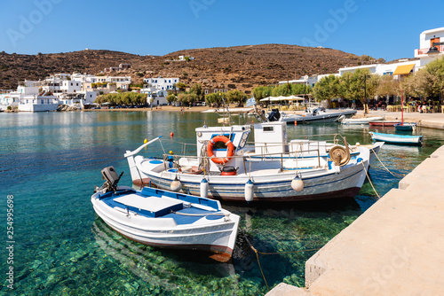 Fototapeta Naklejka Na Ścianę i Meble -  Fishing boats moored in the port of the picturesque village of Faros in Sifnos. Greece