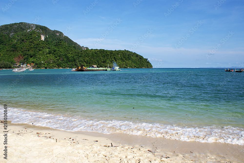 Tropical beach on the island of Thailand, the ocean.