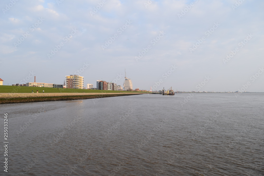 Bremerhaven vom Wasser