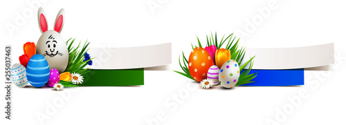 Banner Set mit Osterhasen Ei und bunt bemalten Ostereier, Tulpen und Wiese