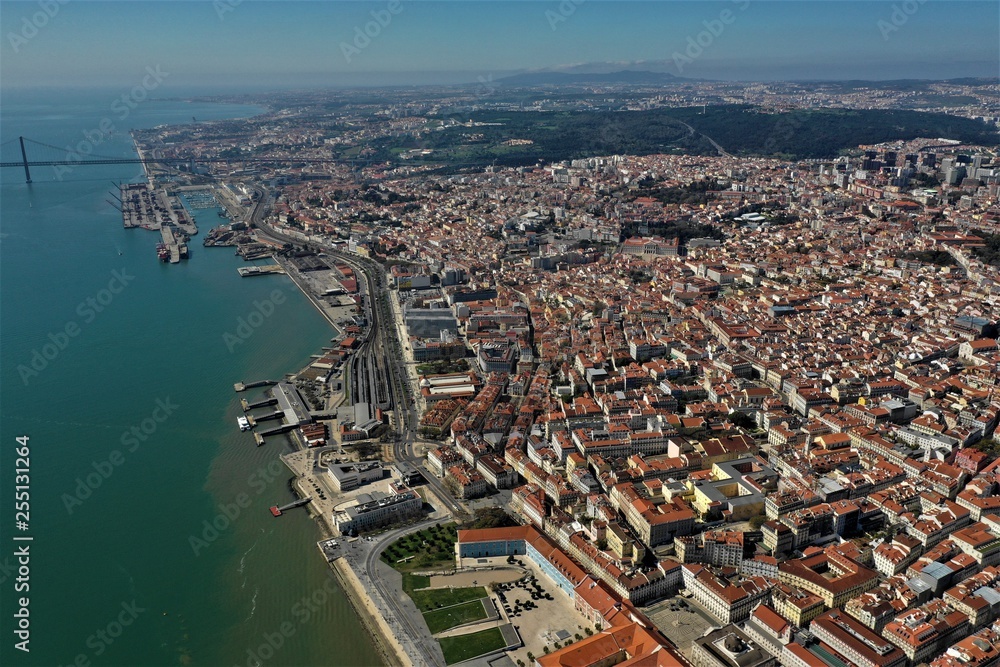 Obraz premium Lissabon aus der Luft