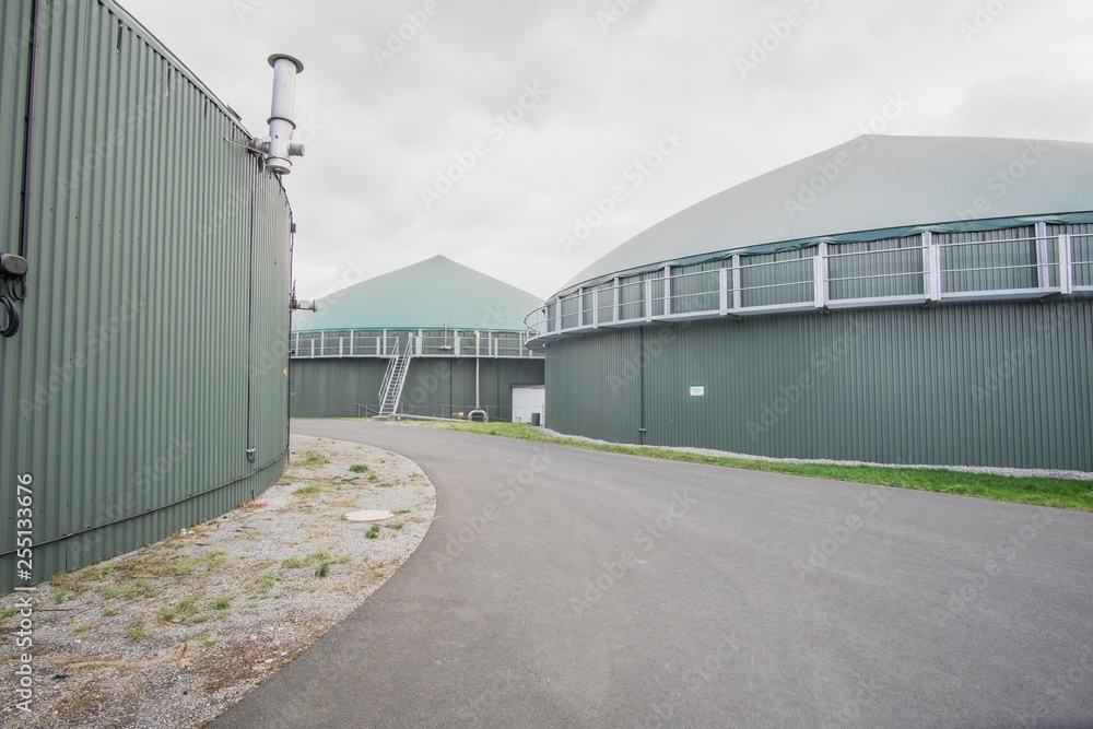 Fototapeta premium Biogas Gasanlage