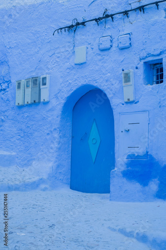 the blue door  © elmadani