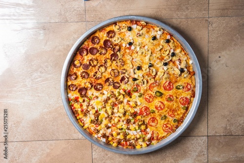 Tasty 4 flavours Pizza - Hawaiian - Pepperoni -  Cheesey - Mushroom