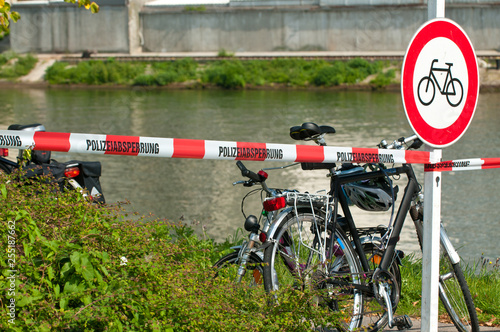 Verbotsschild für Radverkehr