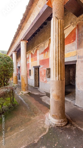 Pompei Italy  © Андрей шниперсон