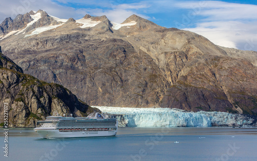 Cruising around Tracy Arm Fjord to the Tracy to visit the Sawyer glaciers. 