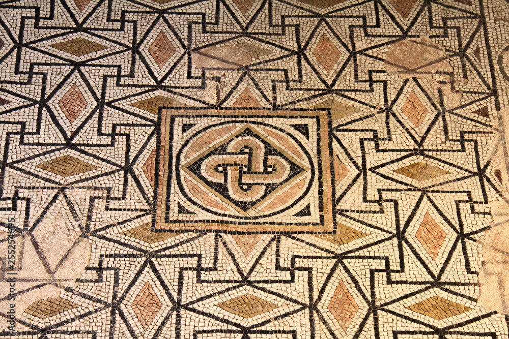mosaico pavimentale romano; area archeologica delle Domus dell'Ortaglia, Brescia