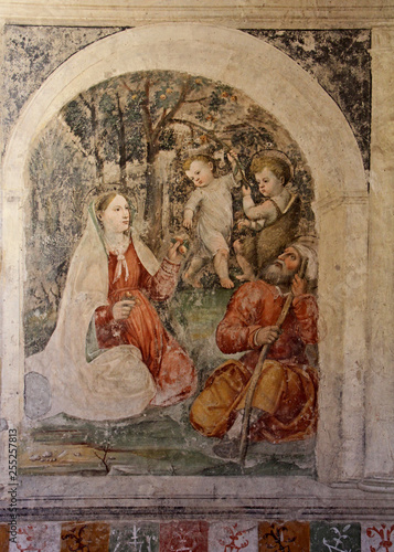 Sacra Famiglia e San Giovannino; affresco; chiesa di San Salvatore nel complesso di Santa Giulia a Brescia
