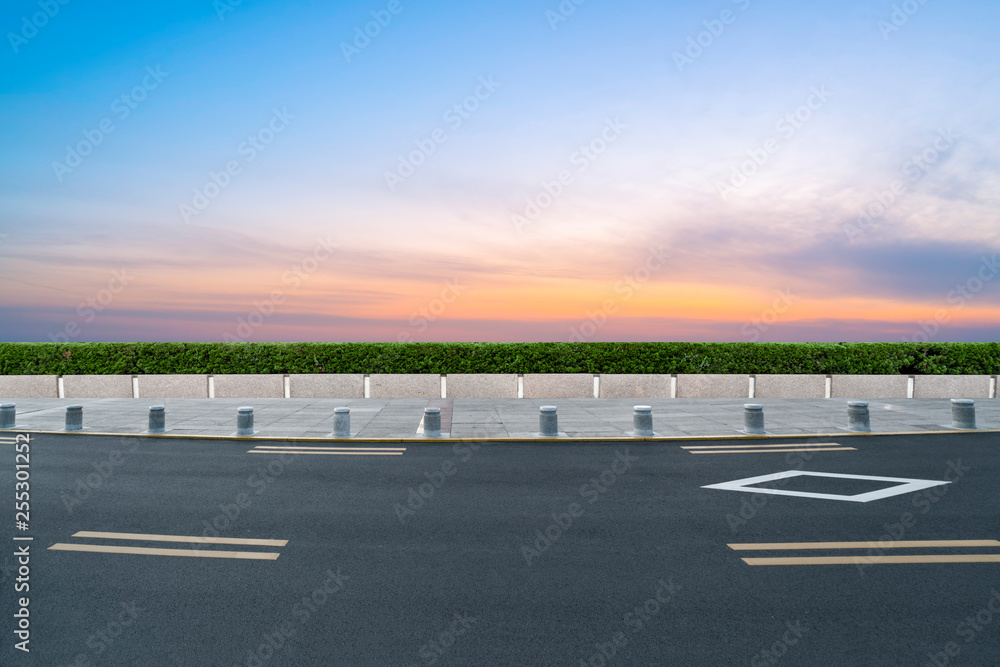 Fototapeta premium Road surface and sky cloud landscape..