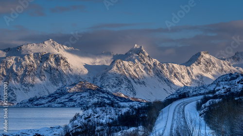 Through frozen lands - Durch gefrorende Landschaften