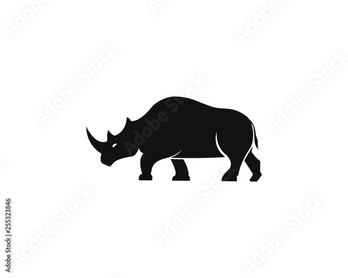 Rhinoceros logo template vector icon illustration © indra23_anu