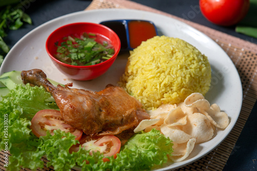 Chicken rice with drumstick