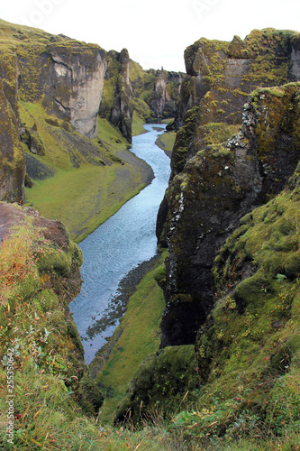 Fototapeta Naklejka Na Ścianę i Meble -  Fjaðrárgljúfur canyon Iceland