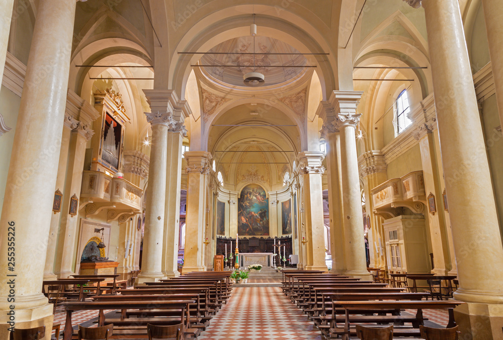 REGGIO EMILIA, ITALY - APRIL 13, 2018: The nave of chruch Chiesa di Santi Giacomo e Filippo apostoli.