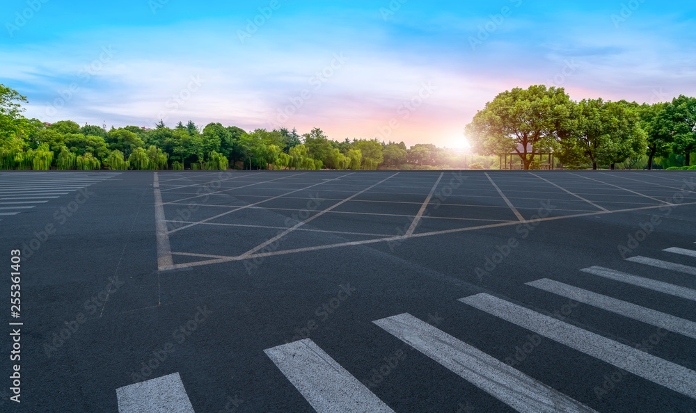 Obraz premium Road surface and sky cloud landscape..
