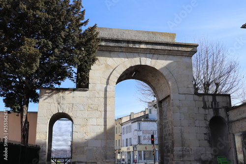 VILLE DE MONTELIMAR - DROME - PORTE SAINT MARTIN