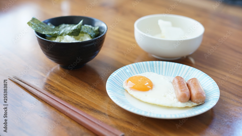 日本人の朝ごはん 日本人の朝ごはん