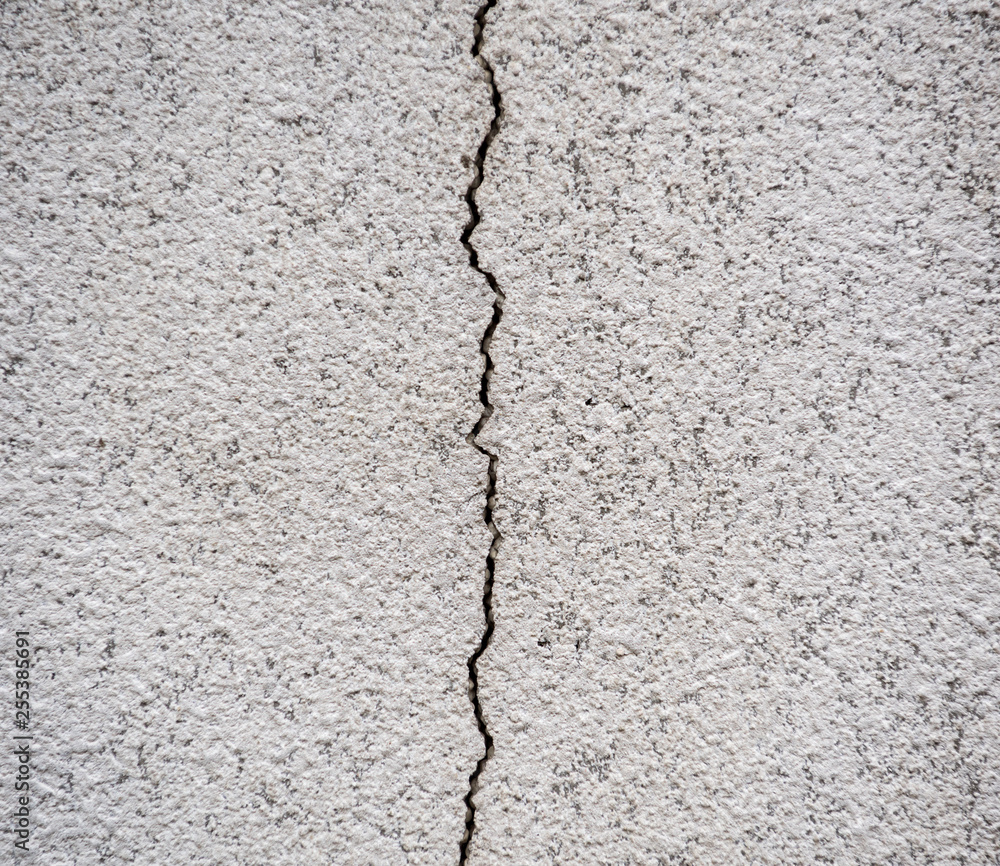 Obraz premium Crack in the concrete wall