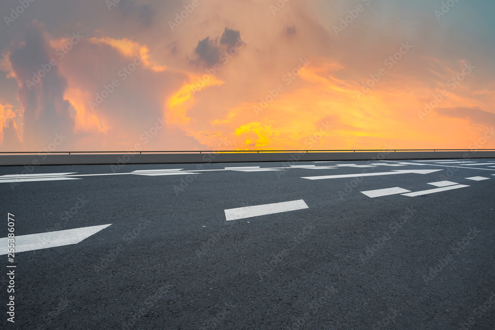 Fototapeta premium Road surface and sky cloud landscape..