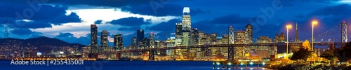 High Resolution Panoramic View of San Francisco City Skyline with Bay Bridge from Oakland  © Danny