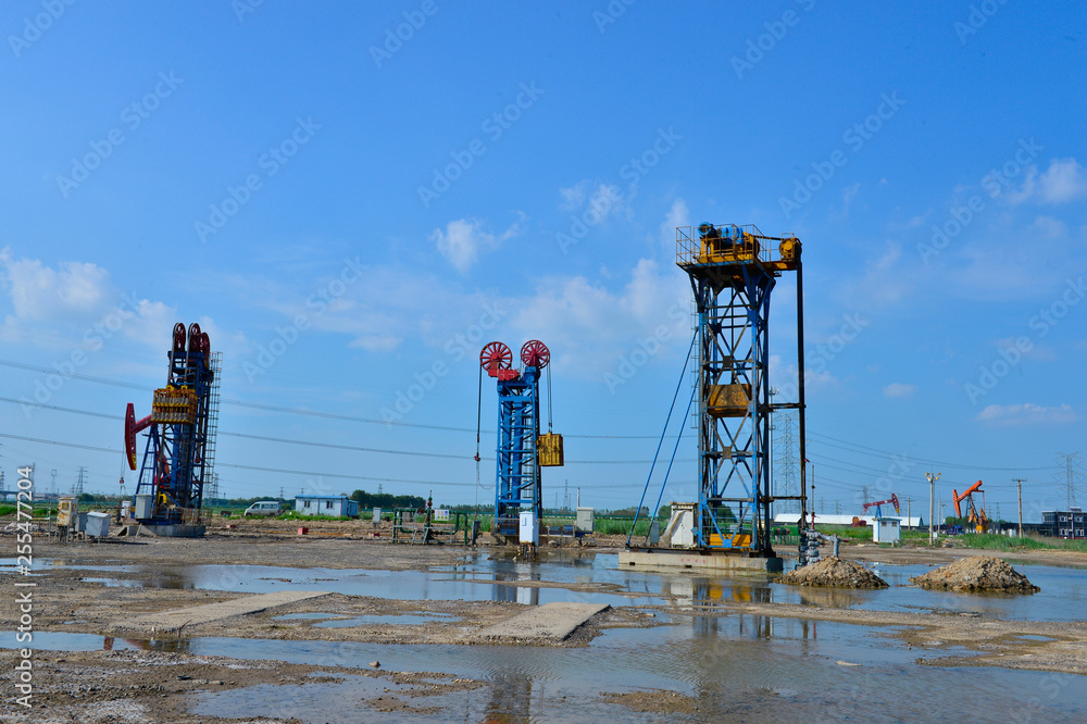The oil pump The oil pump
