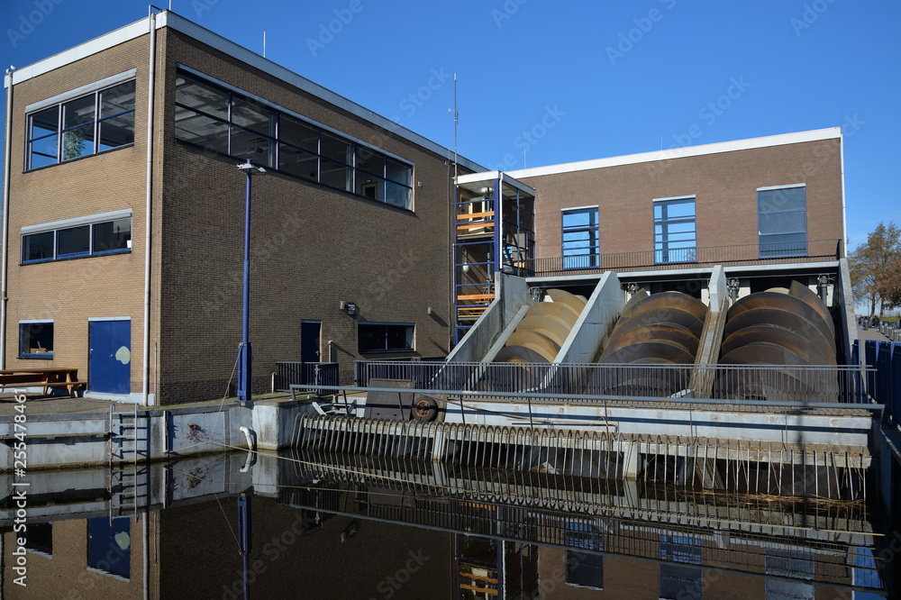 キンデルダイク排水口