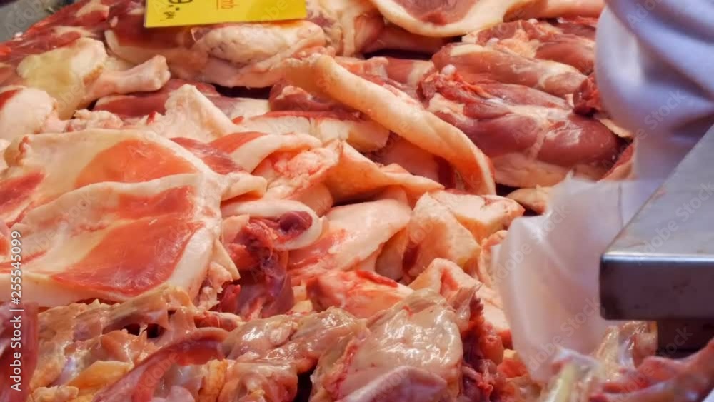 A large number of chicken giblets, entrails, wings, legs, stomachs, livers, hearts and other parts of the chicken carcass A large number of chicken giblets, entrails, wings, legs, stomachs, livers, hearts and other parts of the chicken carcass