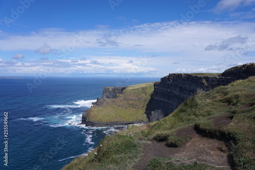 Irish Coastal Cliffs © Sonia