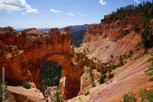 bryce canyon natural arch