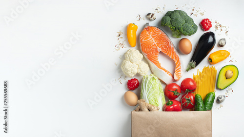 Fotografie, Obraz Supermarket. Paper bag full of healthy food.