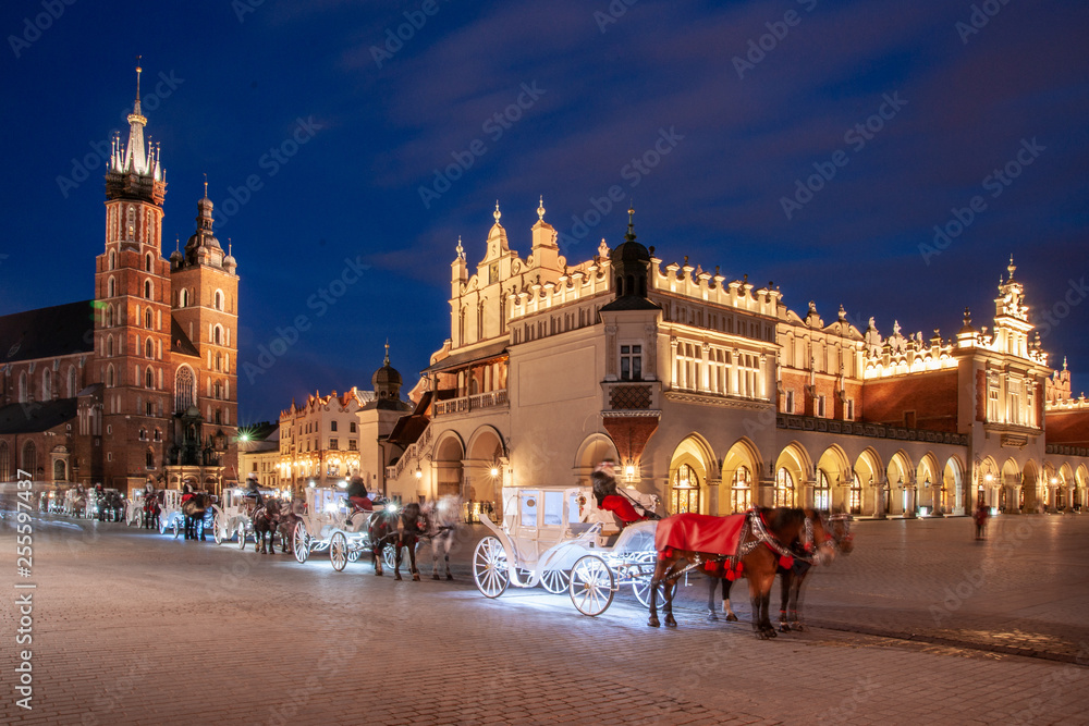 Obraz premium Market Square Cracovia Poland at night