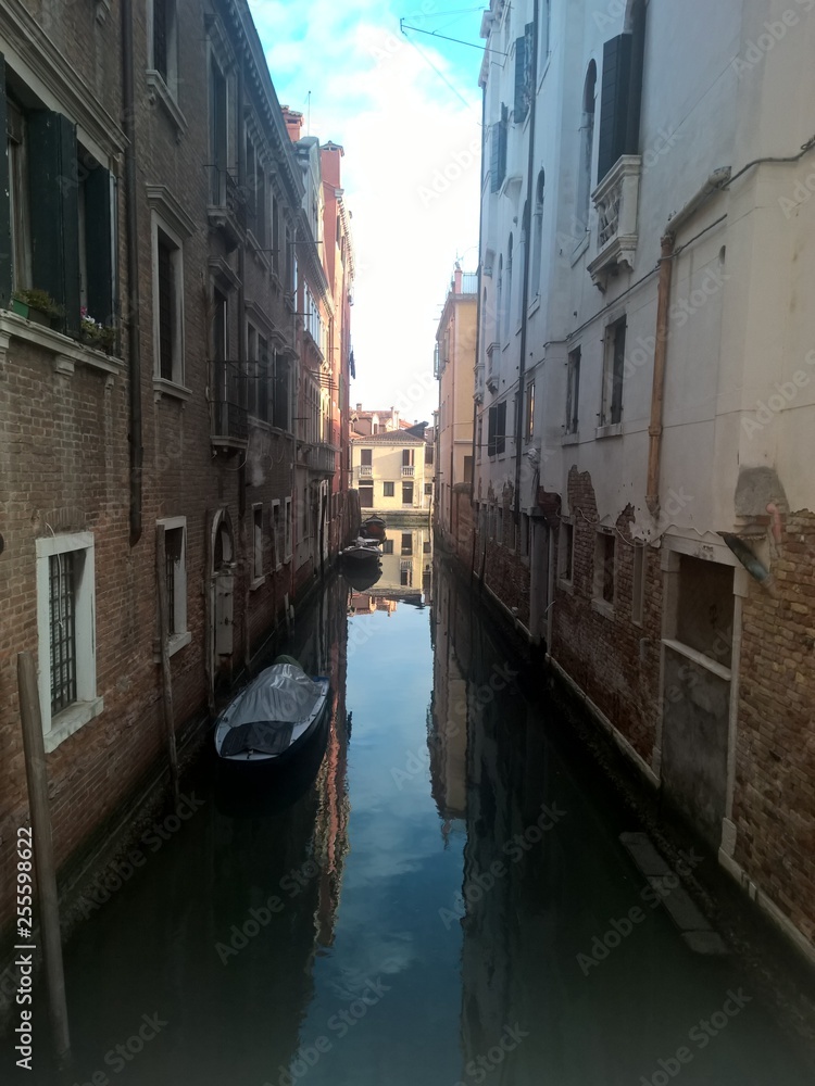Fototapeta premium Canals of Venice