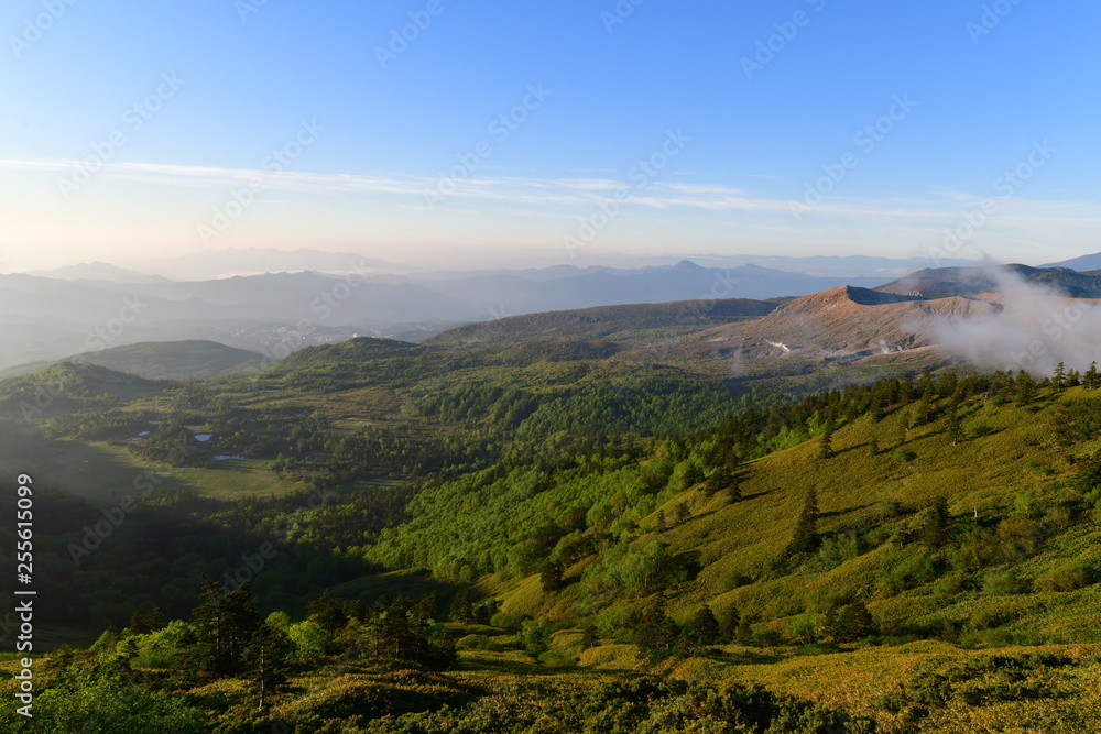 Fototapeta premium 早朝の群馬県芳ヶ平