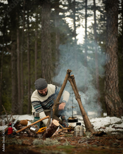 Camping, Bushcraft in the woods