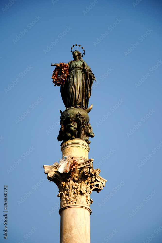 Virgin Mary column statue, Piazza di Spagna, Rome, Italy