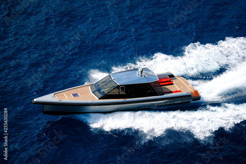 Luxury boat © constantinosa