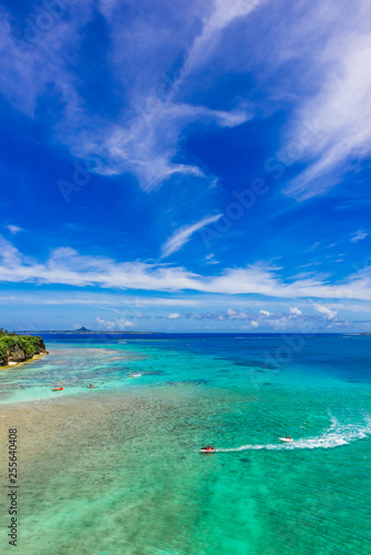 沖縄の海とマリンレジャー