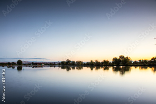 Sunrise on Lake © Mikhail