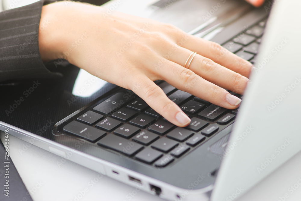 Business visitors are typing, computer, ideas, social, technology. Business visitors are typing, computer, ideas, social, technology.