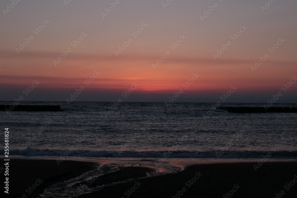 美しい西伊豆の海の夕日