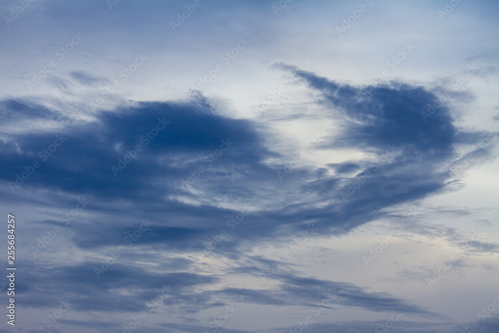 曇り空 曇り空