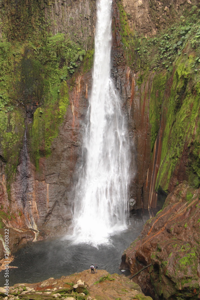 Wasserfall Dschungel Costa Rica