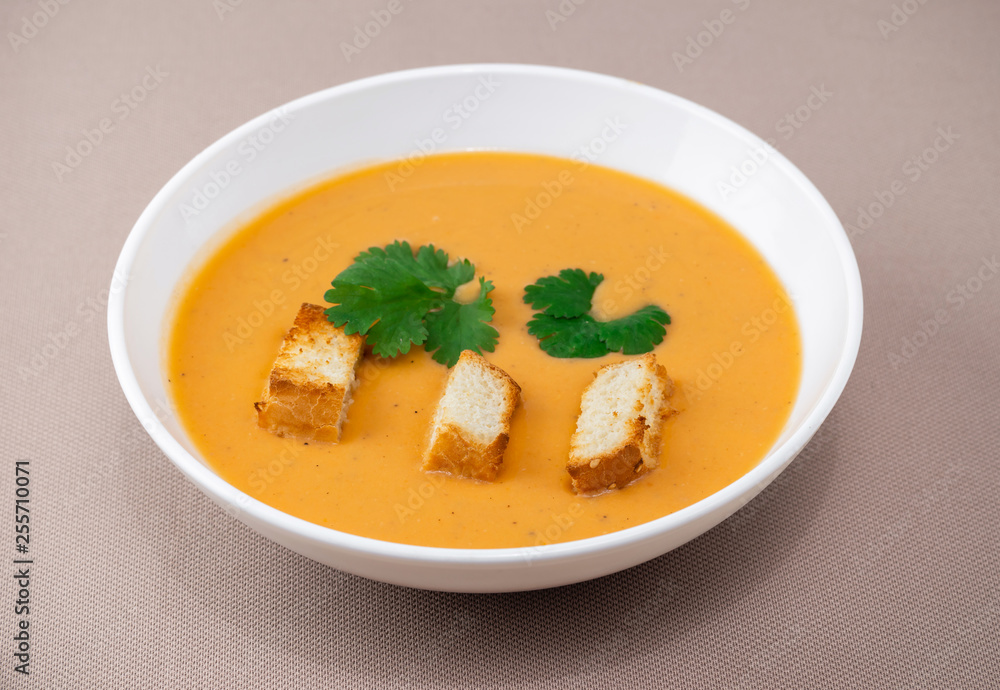 cream soup with crackers and herbs cream soup with crackers and herbs