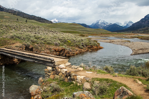 Lamar Valley