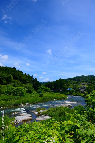 山間地の清流、夏の気仙川。陸前高田 岩手 日本。７月上旬。