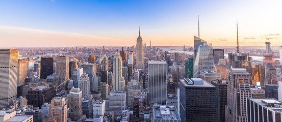 Wandcirkels Empire State Building Panorama Manhattan bij avondrood  © Worawat