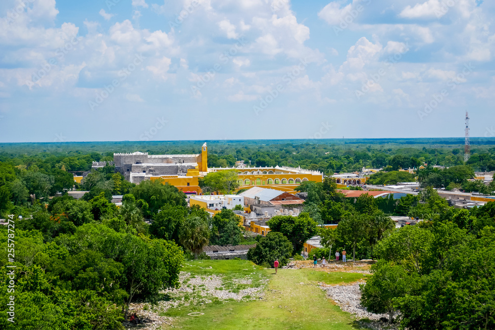 Naklejka premium Panoramic view of Izamal at Yucatan