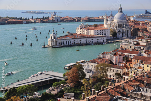 Cityscape of Venice, Italy, from the San Marco clock tower © Jan Kranendonk